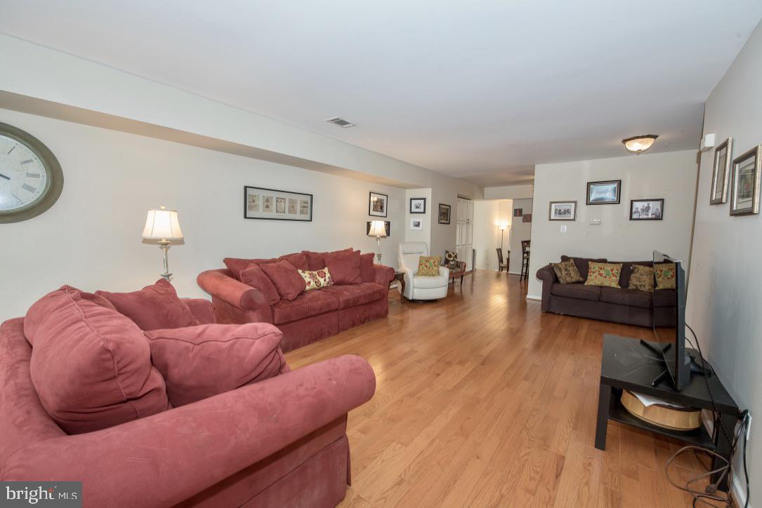 18 Markel Road Malvern, PA 19355 - Photo 2 of 25 Gallery Image 2