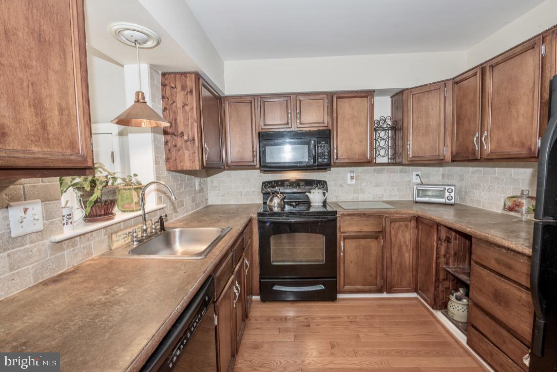 18 Markel Road Malvern, PA 19355 - Photo 5 of 25 Gallery Image 5