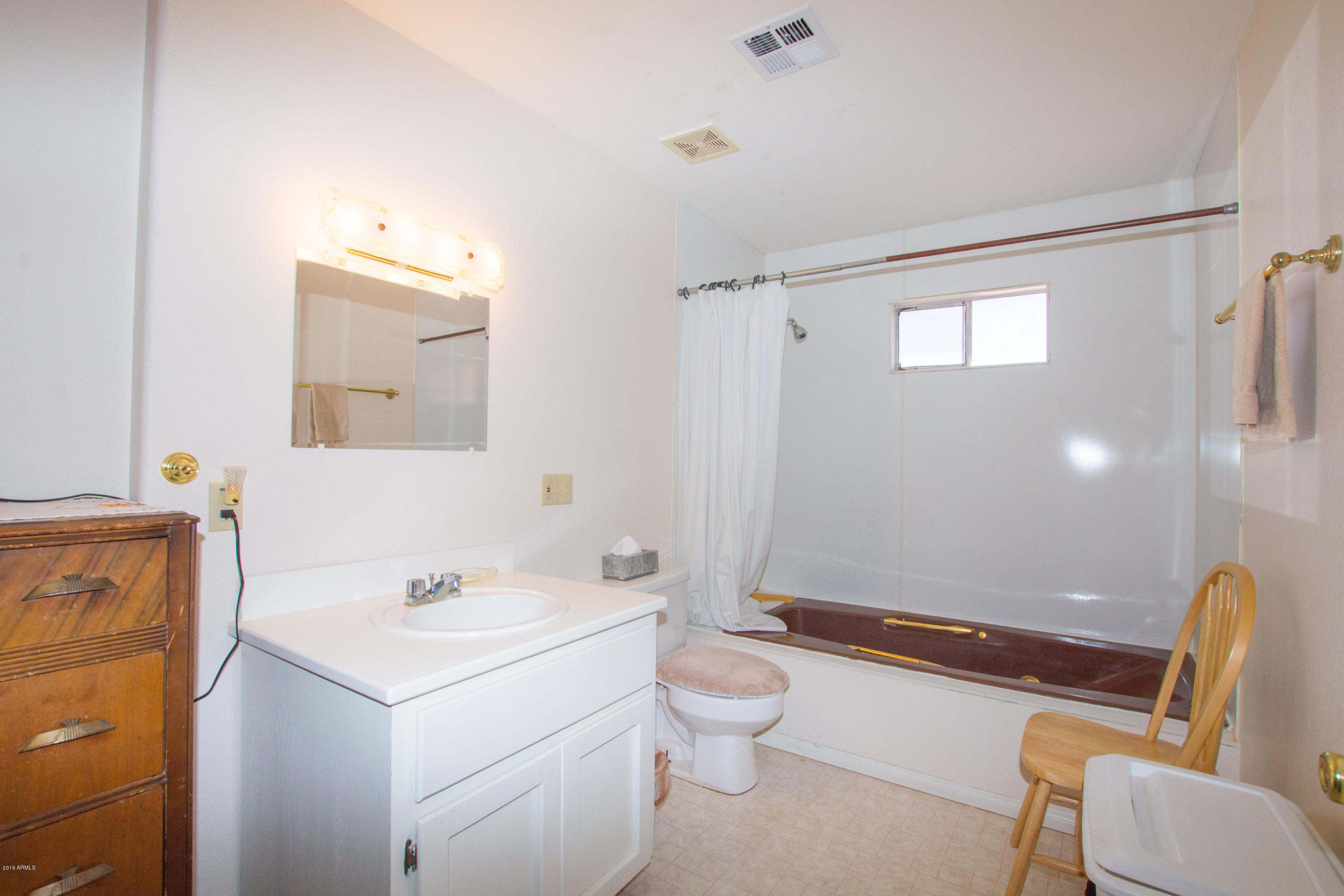 16010 North Johnson Road Maricopa, AZ 85139 - Photo 16 of 25 18 Master Bathroom