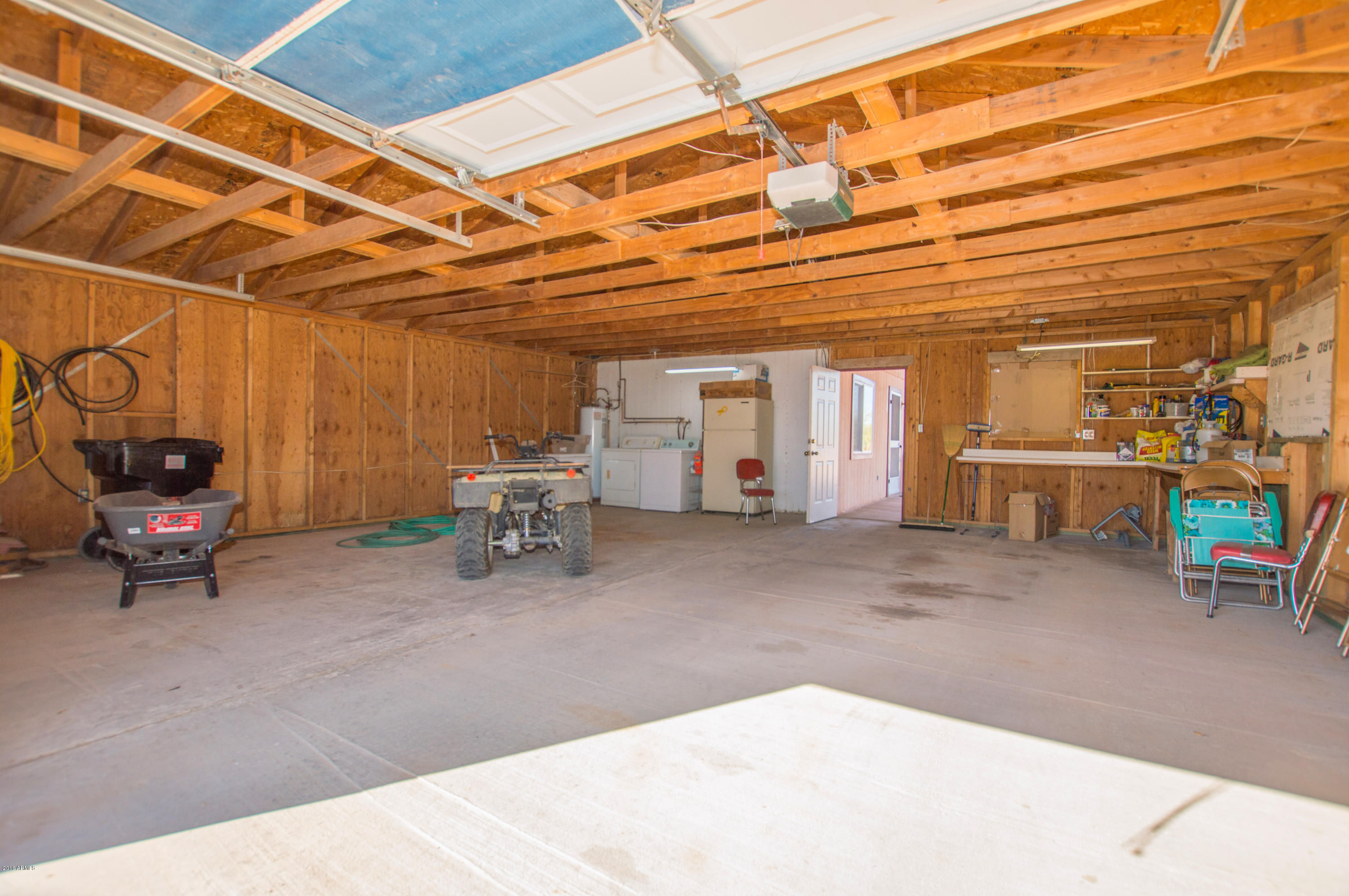 16010 North Johnson Road Maricopa, AZ 85139 - Photo 21 of 25 24 Garage