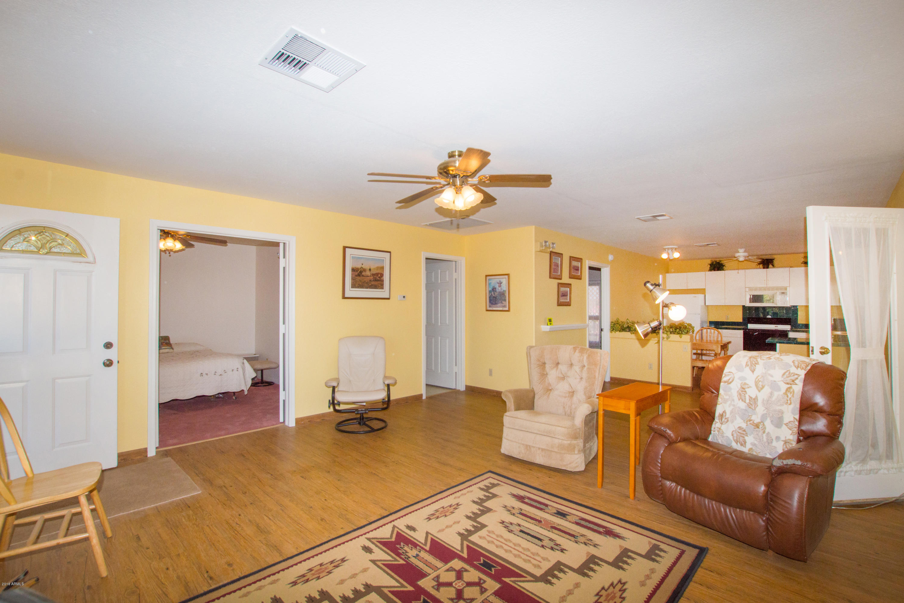 07 Family Room