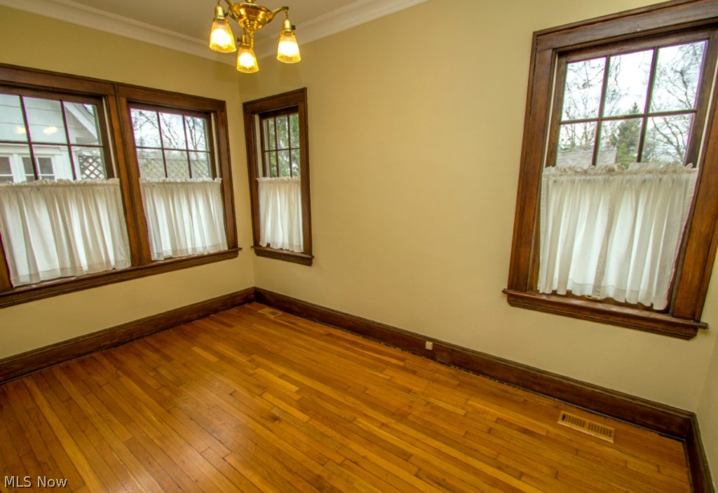 1504 Felton Road South Euclid, OH 44121 - Photo 6 of 20