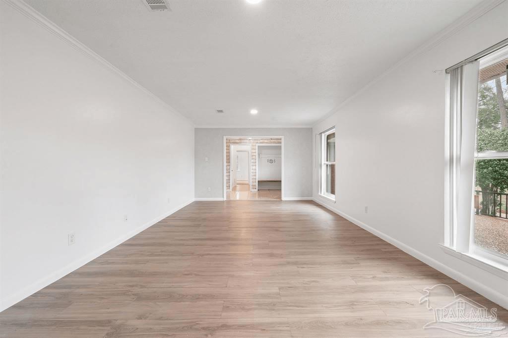 3347 Bold Ruler Drive Cantonment, FL 32533 - Photo 10 of 48 Gallery Image 10