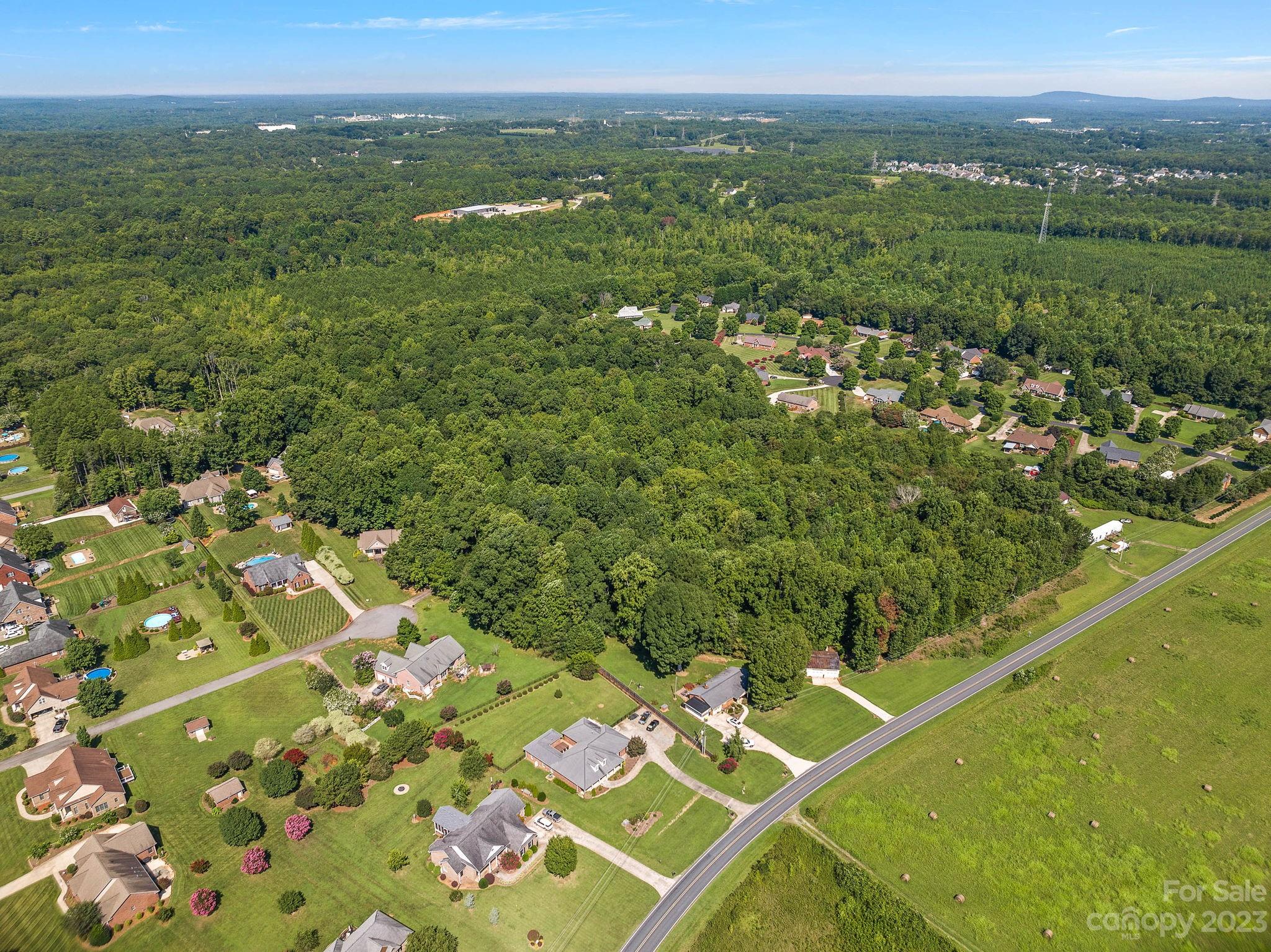 1172 Killian Farm Road Stanley, NC 28164 - Photo 8 of 14 Gallery Image 8