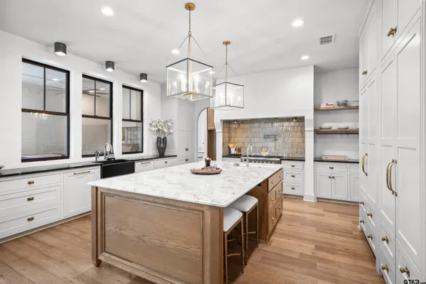 $1,356,000 | 1555 Chaparrel Run, Tyler, TX 75703