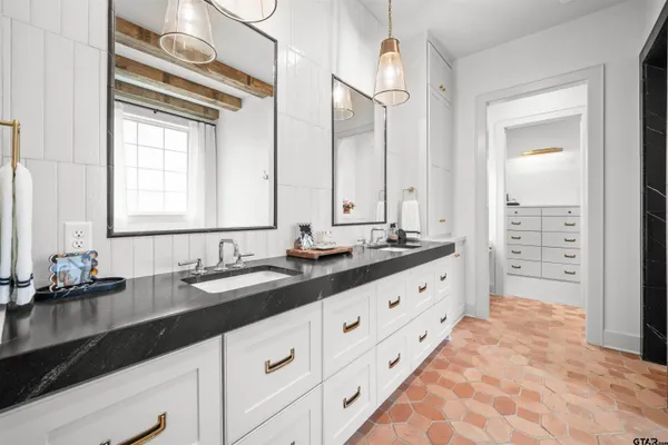 $1,356,000 | 1555 Chaparrel Run, Tyler, TX 75703