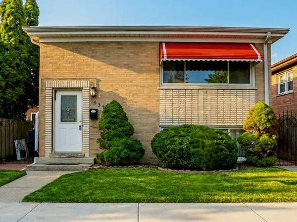 $364,900 | 1637 34th Avenue, Melrose Park, IL 60160