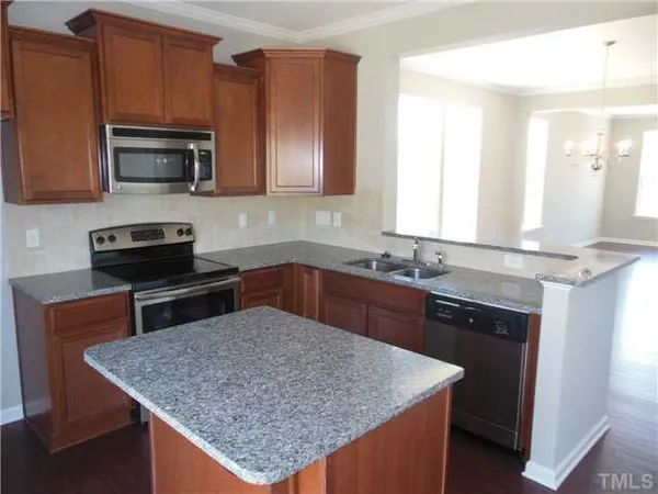 $2,195 | 327 Michigan Avenue, Cary, NC 27519