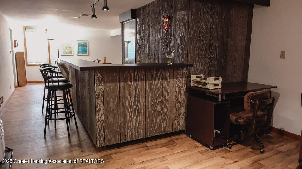 1717 Wellington Road Lansing, MI 48910 - Photo 40 of 57 LenonJamesPhoto39