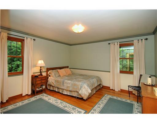 22 Club Road Rosslyn Farms, PA 15106 - Photo 13 of 18 Bedroom. Hardwood in all bedrooms