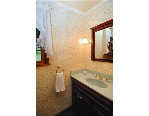 22 Club Road Rosslyn Farms, PA 15106 - Photo 16 of 18 Partial Bath. first floor powder room