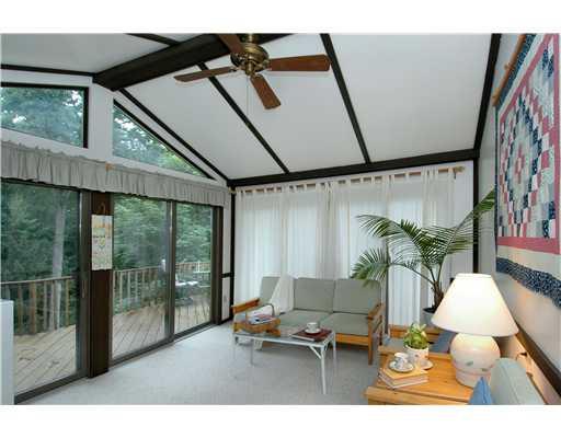 22 Club Road Rosslyn Farms, PA 15106 - Photo 9 of 18 Den/Family/Great Room. Sunroom with its own heat source and access to deck.