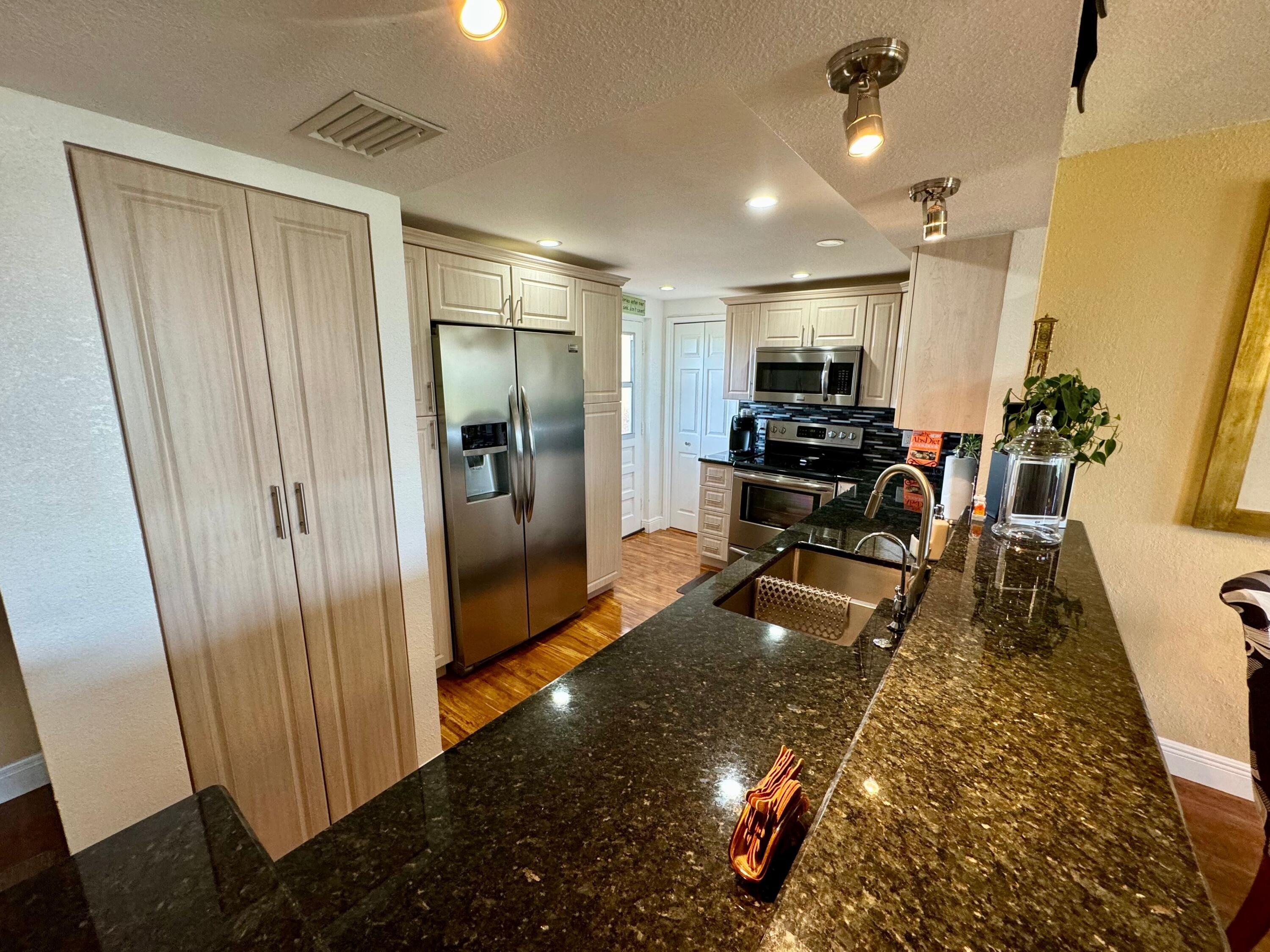 5201 Northwest 2nd Avenue, Unit 4150 Boca Raton, FL 33487 - Photo 4 of 34 5AS11ESE