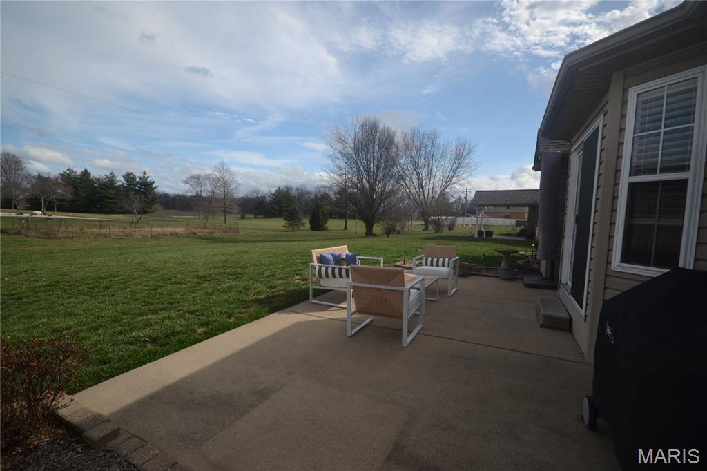 753 Fieldview Drive Smithton, IL 62285 - Photo 35 of 37