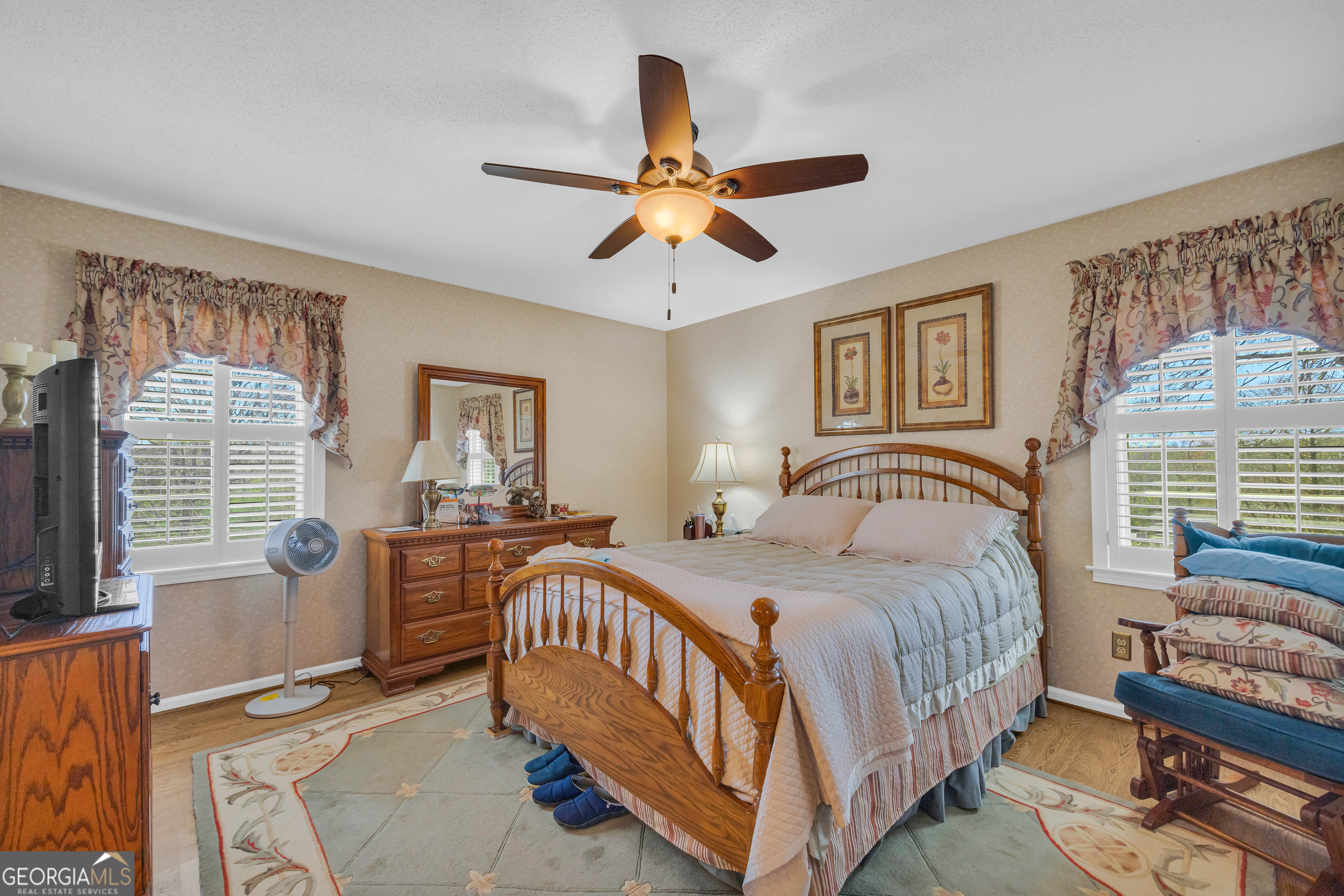 80 Riverbend Circle Royston, GA 30662 - Photo 28 of 70 a bedroom with a bed couch and window