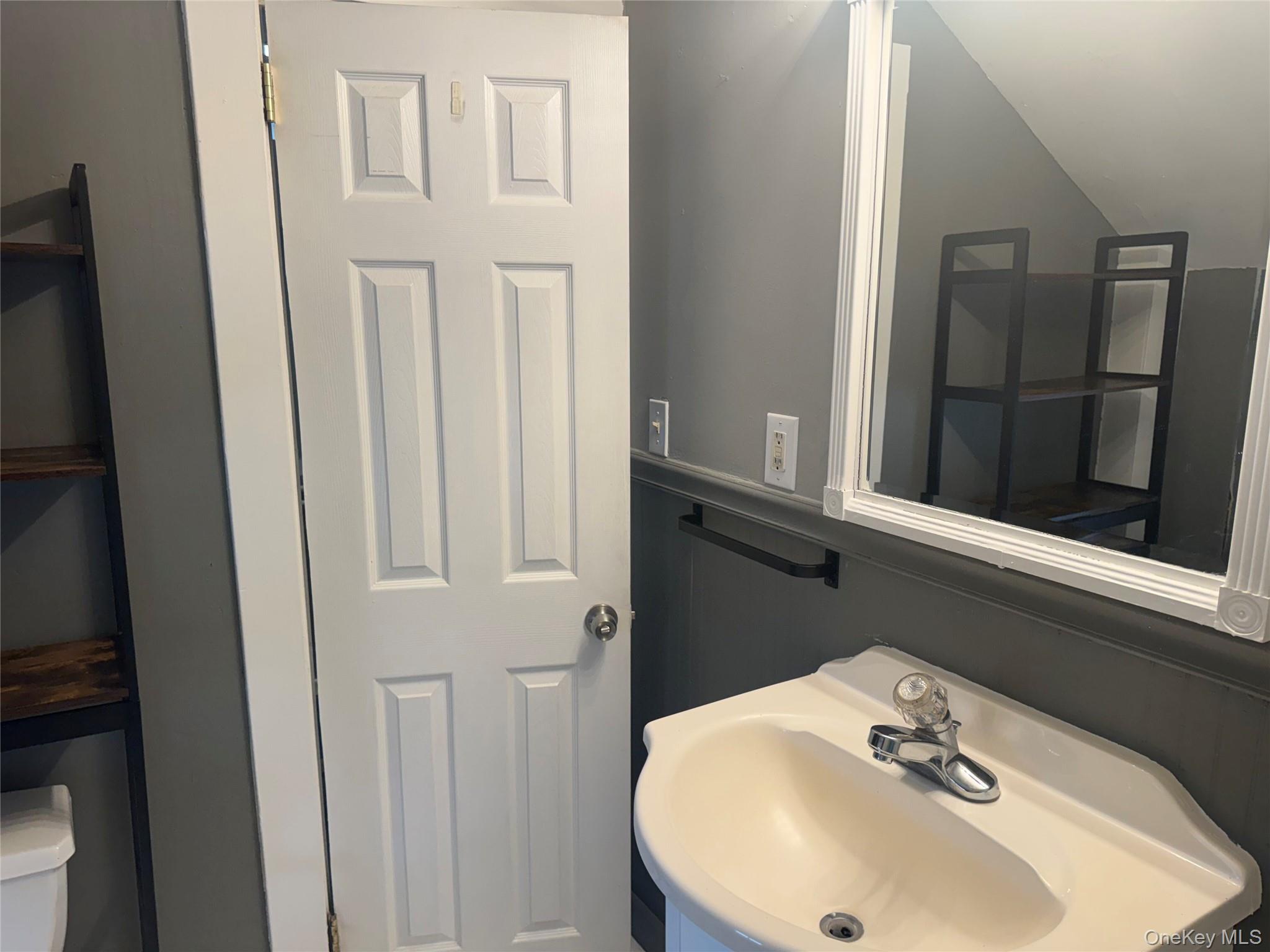 1035 Main Street, Unit 3 Fishkill, NY 12524 - Photo 18 of 23