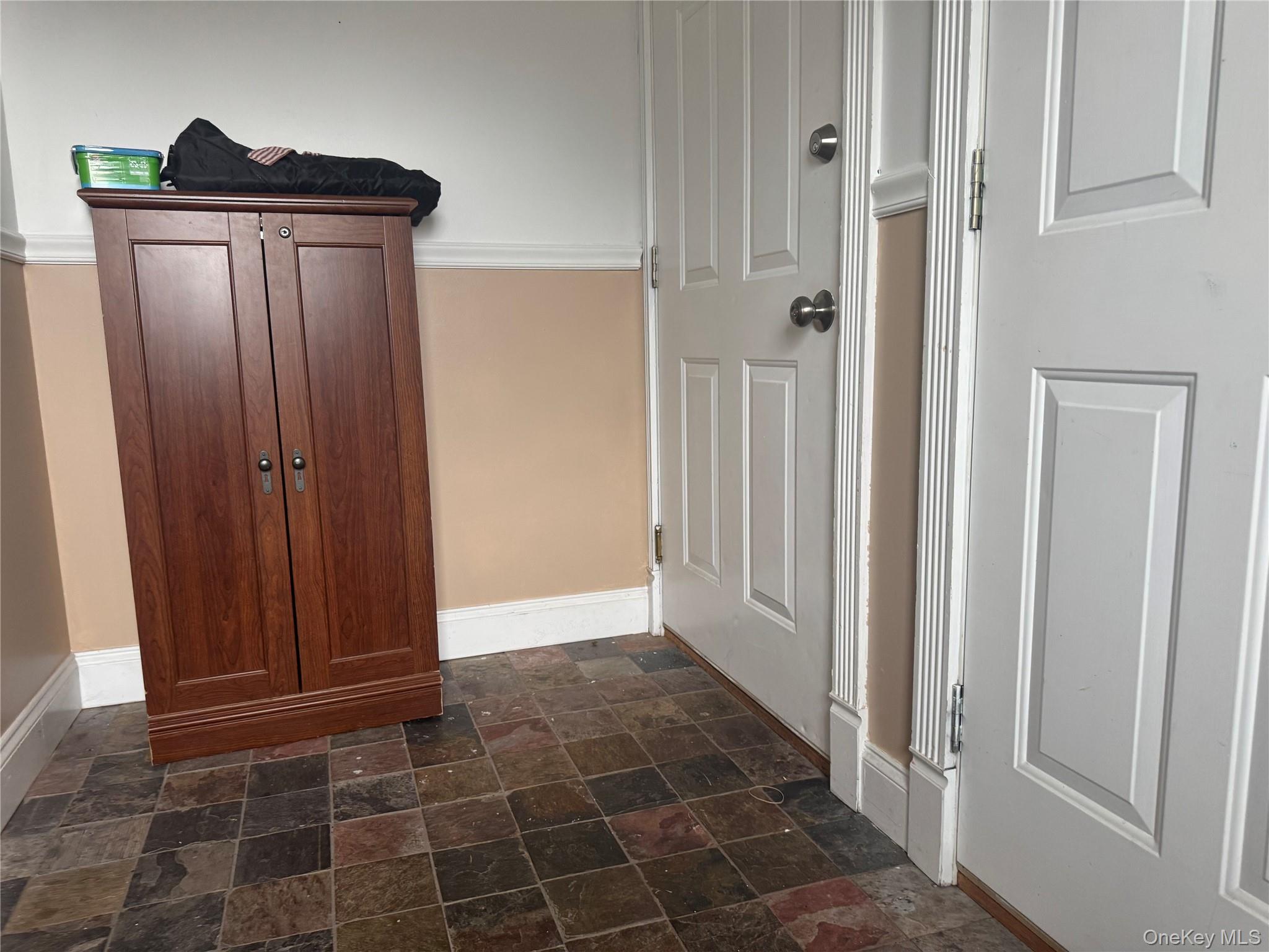 1035 Main Street, Unit 3 Fishkill, NY 12524 - Photo 3 of 23