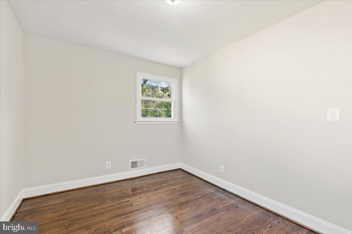 216 Cheddington Road Linthicum Heights, MD 21090 - Photo 20 of 60