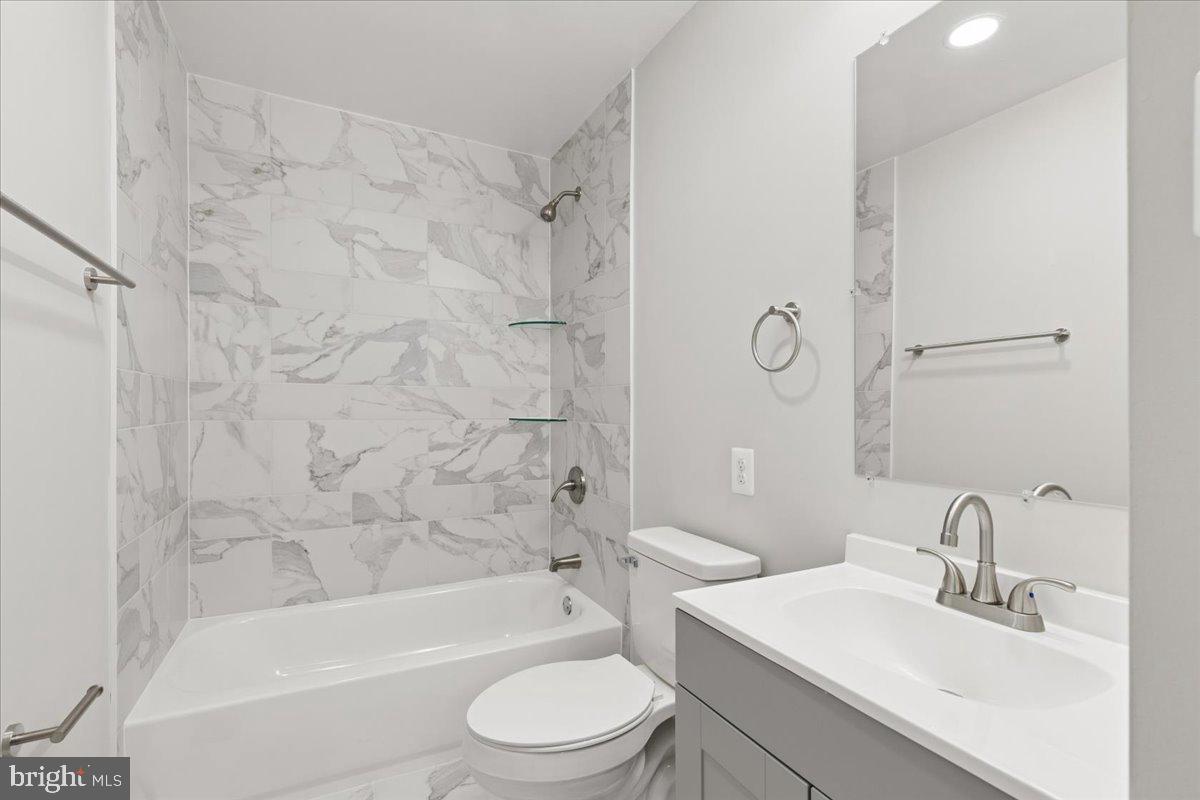 216 Cheddington Road Linthicum Heights, MD 21090 - Photo 23 of 60