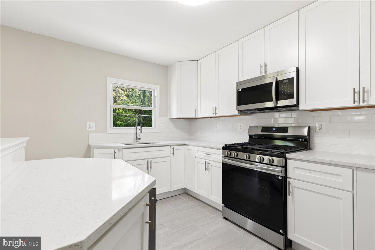216 Cheddington Road Linthicum Heights, MD 21090 - Photo 33 of 60