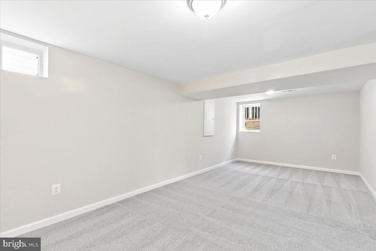 216 Cheddington Road Linthicum Heights, MD 21090 - Photo 42 of 60