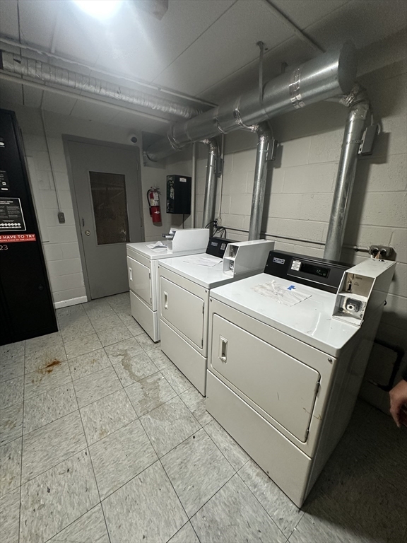 375 Harvard Street, Unit 2 Cambridge, MA 02138 - Photo 18 of 19