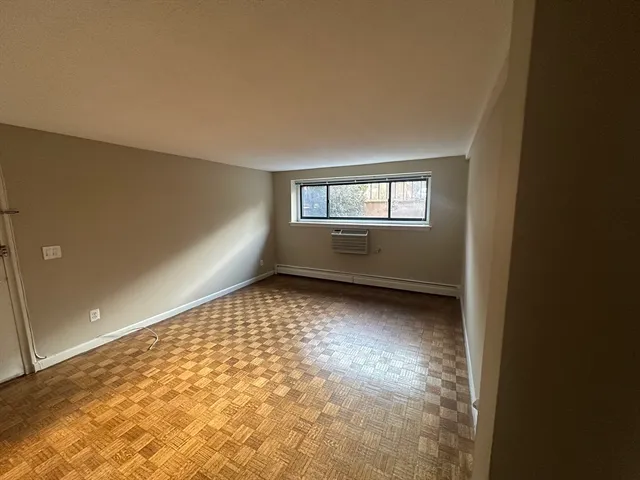 $3,200 | 375 Harvard Street, Unit 2, Cambridge, MA 02138