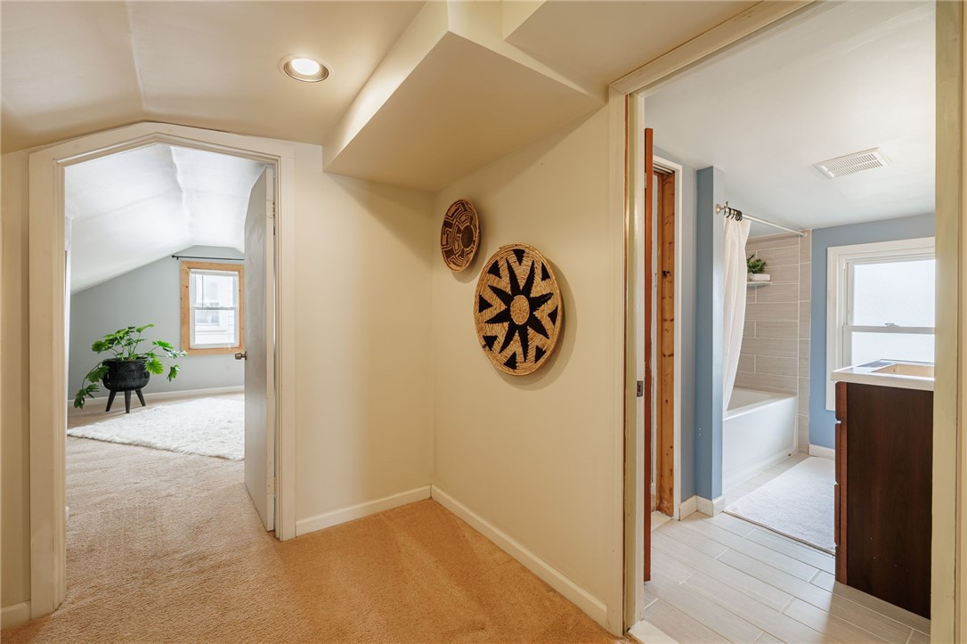 358 Spencer Road Irondequoit, NY 14609 - Photo 16 of 31