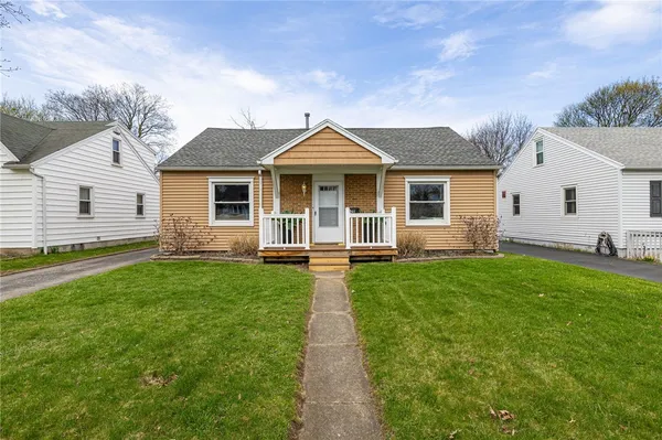 $189,900 | 358 Spencer Road, Irondequoit, NY 14609