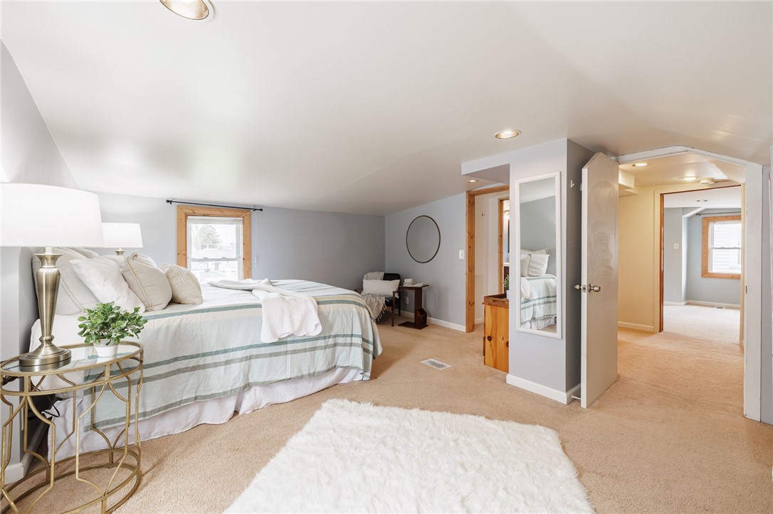 358 Spencer Road Irondequoit, NY 14609 - Photo 6 of 31