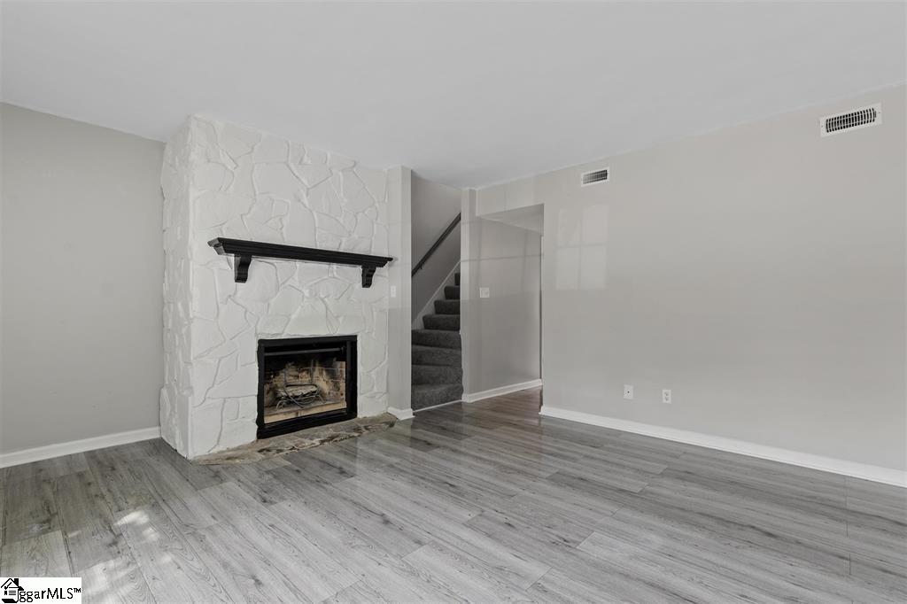 29 Hidden Springs Road Spartanburg, SC 29302 - Photo 3 of 20 Gallery Image 3
