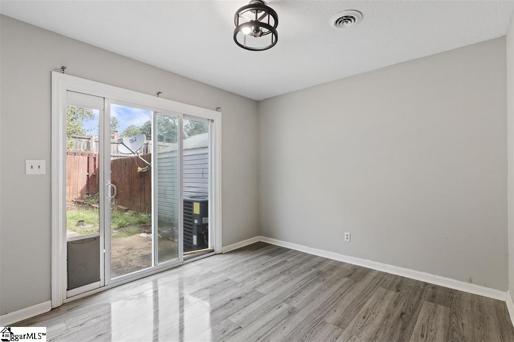 29 Hidden Springs Road Spartanburg, SC 29302 - Photo 8 of 20 Gallery Image 8