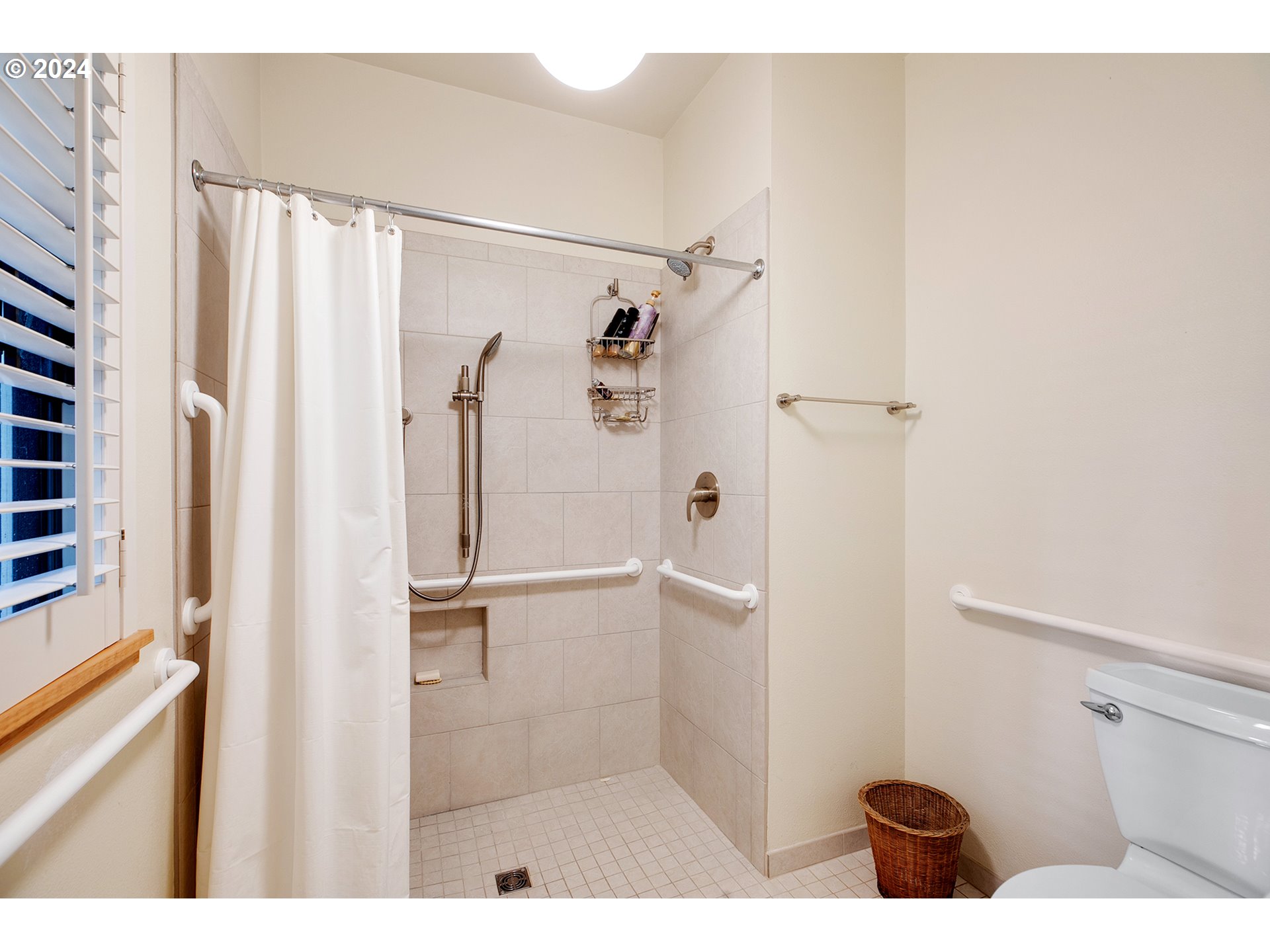 700 Southwest Schaeffer Road West Linn, OR 97068 - Photo 24 of 44 Gallery Image 24