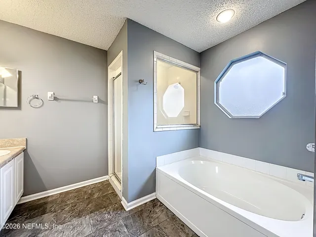 $2,000 | 3020 Golden Pond Boulevard, Orange Park, FL 32073