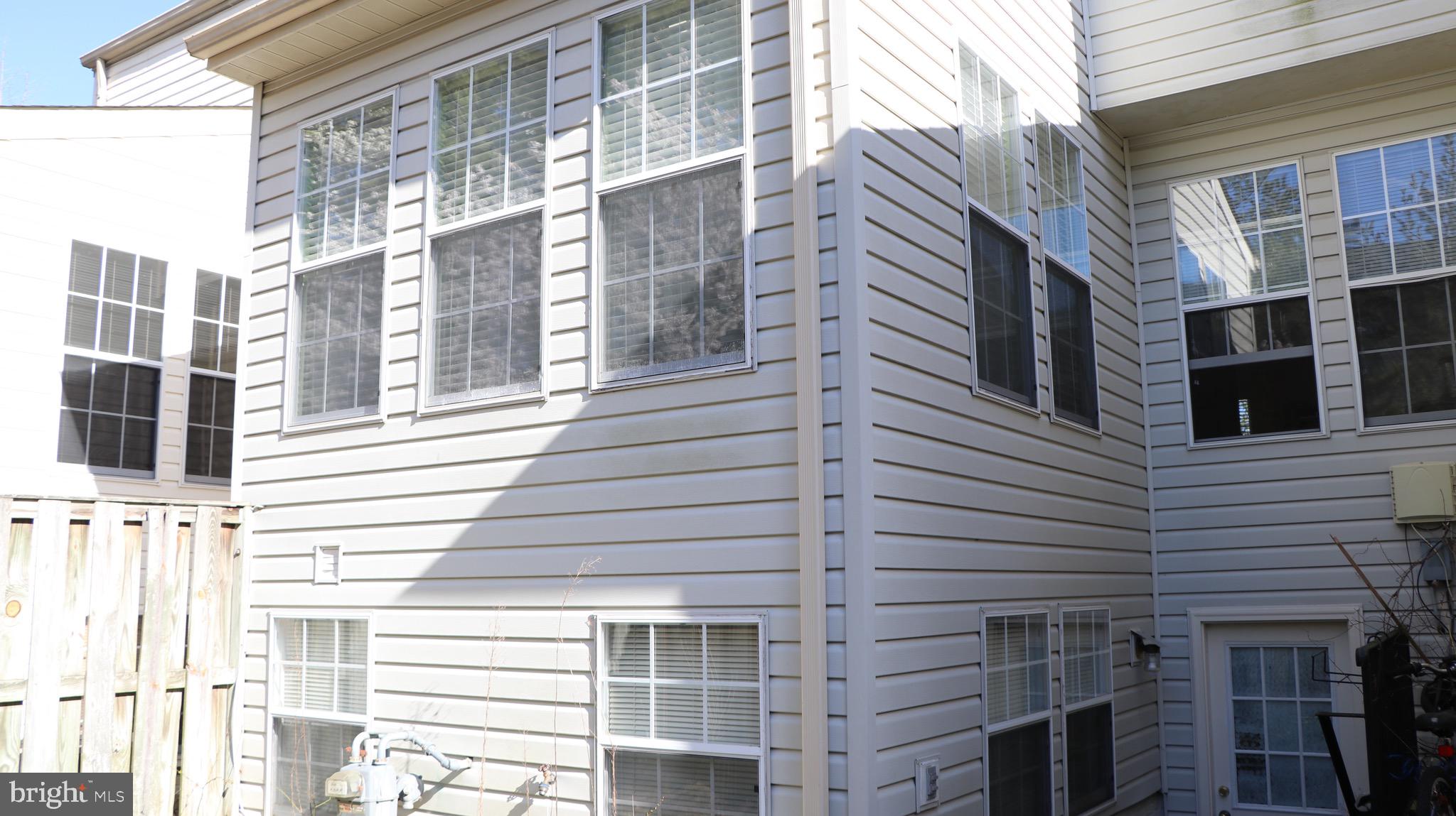 4048 Jasper Loop Dumfries, VA 22025 - Photo 28 of 29 Backside view
