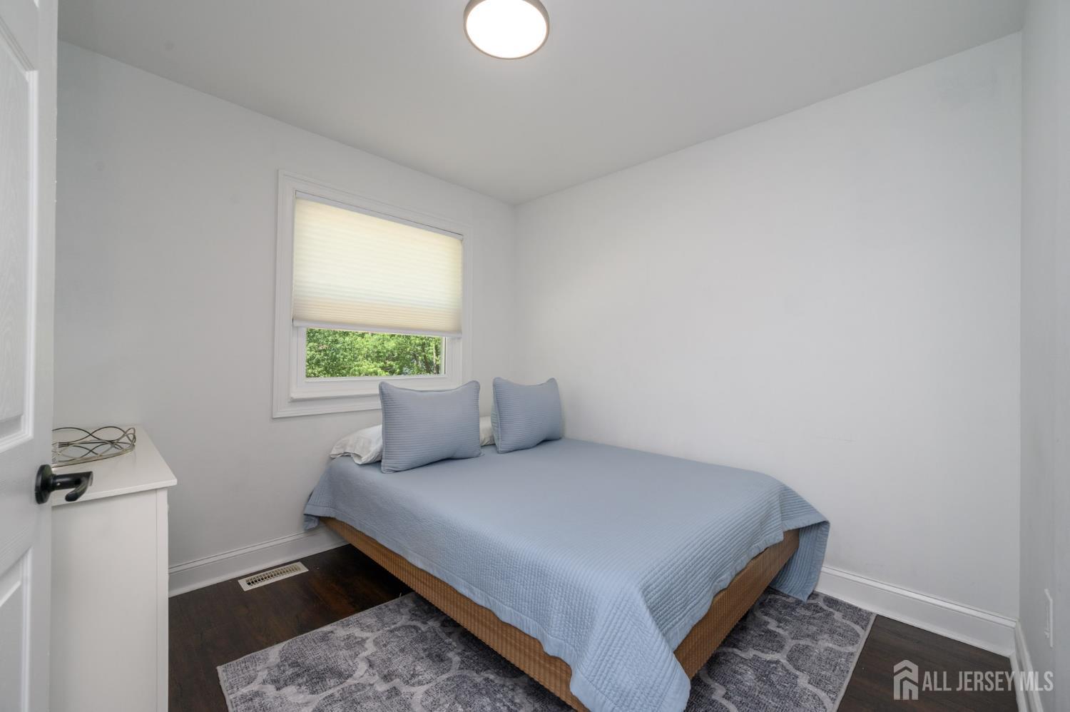 16 Finch Road Howell, NJ 07731 - Photo 17 of 35