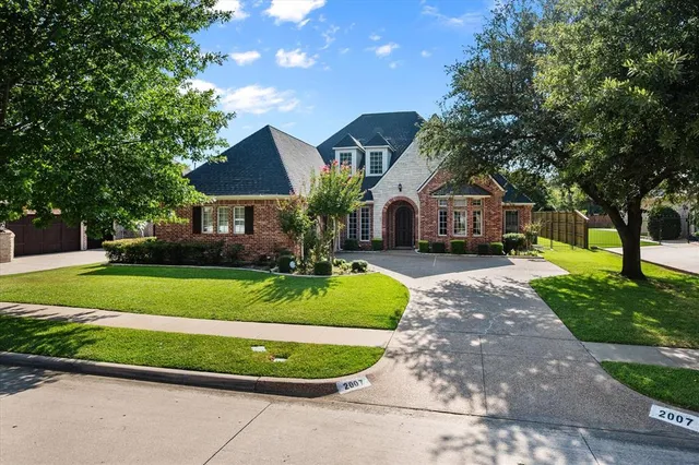 $705,000 | 2007 Manor Way Drive, Mansfield, TX 76063
