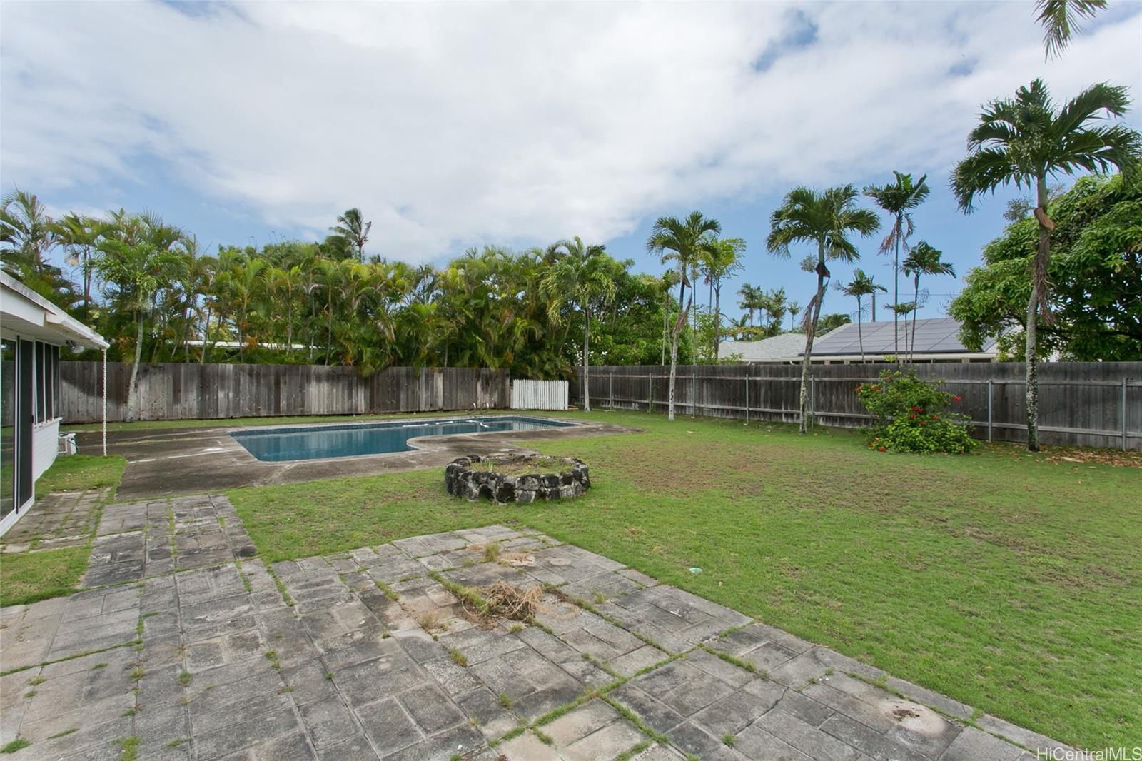 119 Kuulei Road Kailua, HI 96734 - Photo 19 of 25 Gallery Image 19