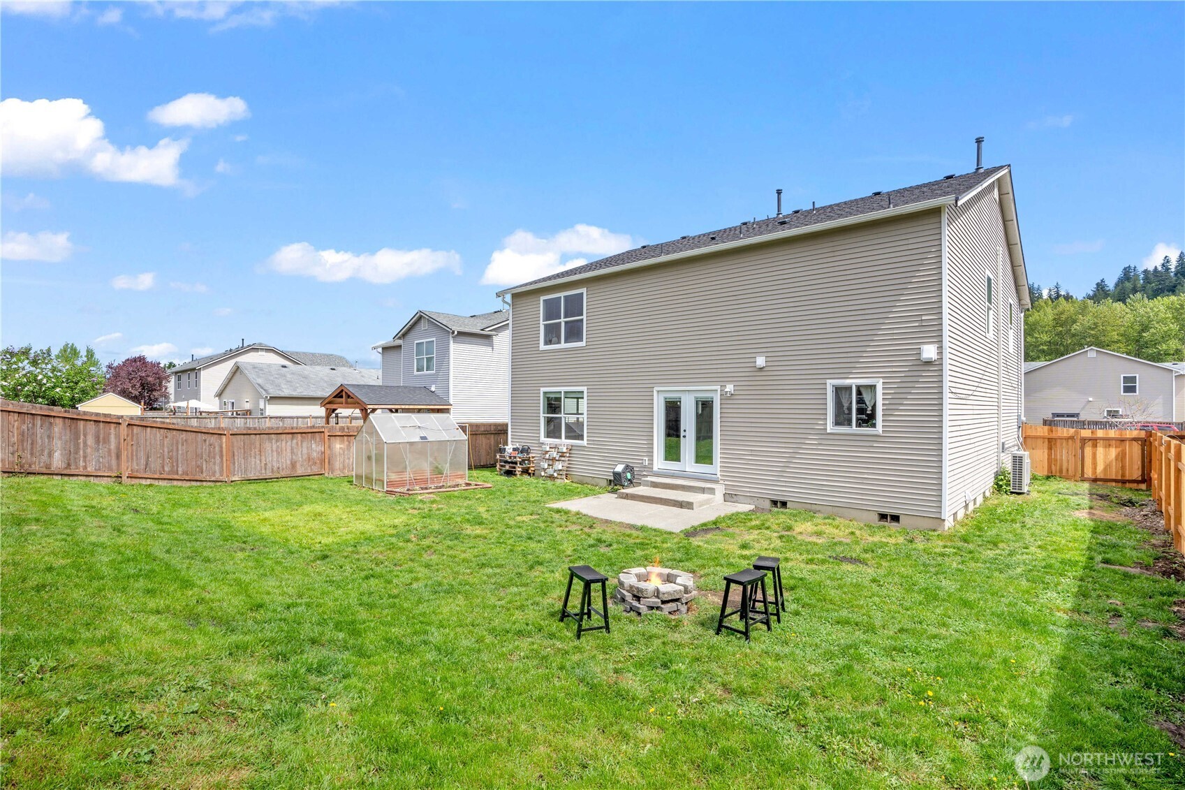 911 Riddell Avenue Northeast Orting, WA 98360 - Photo 27 of 29 Gallery Image 27