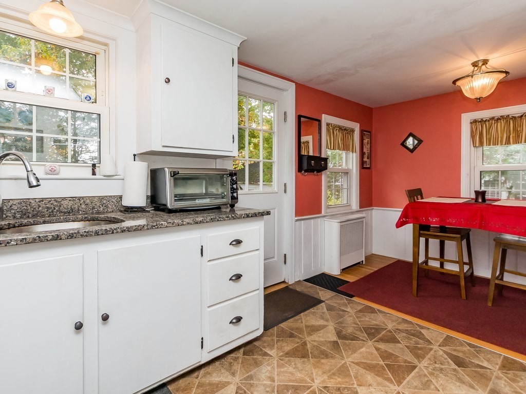3 Arbor Road Chelmsford, MA 01863 - Photo 16 of 37