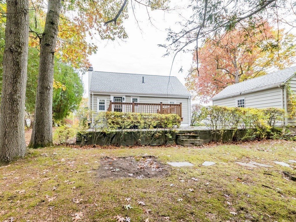 3 Arbor Road Chelmsford, MA 01863 - Photo 6 of 37