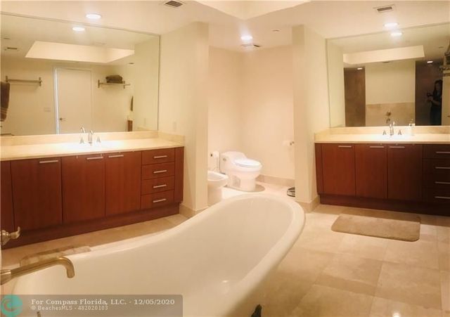 $1,020,000 | 3301 Northeast 183rd Street, Unit 2207, Aventura, FL 33160