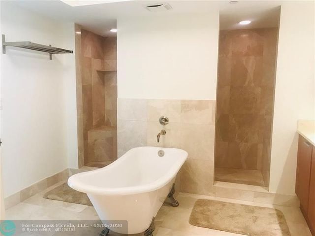 $1,020,000 | 3301 Northeast 183rd Street, Unit 2207, Aventura, FL 33160