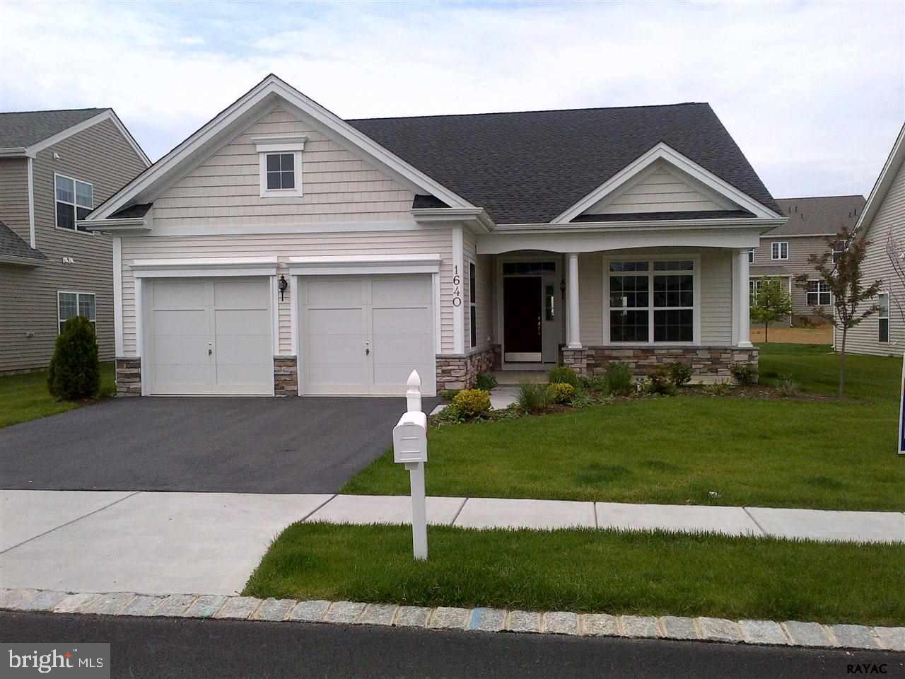 1640 Parvin Road, Unit 226 Lancaster, PA 17601 - Photo 2 of 5 Gallery Image 2