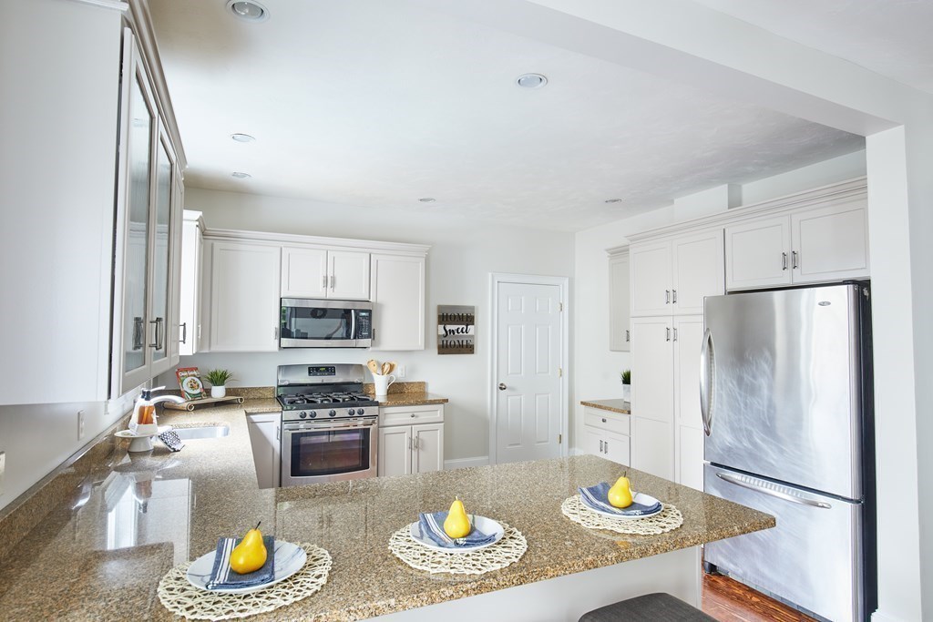 32 Windsor Road, Unit 32 Somerville, MA 02144 - Photo 8 of 18