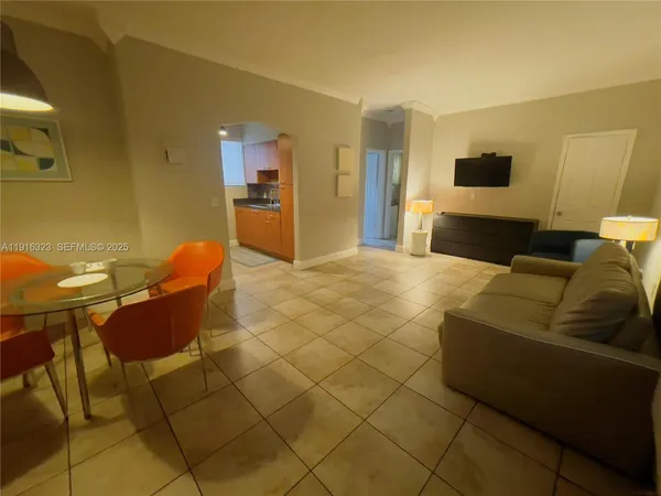 $2,300 | 8100 Harding Avenue, Unit 509, Miami Beach, FL 33141