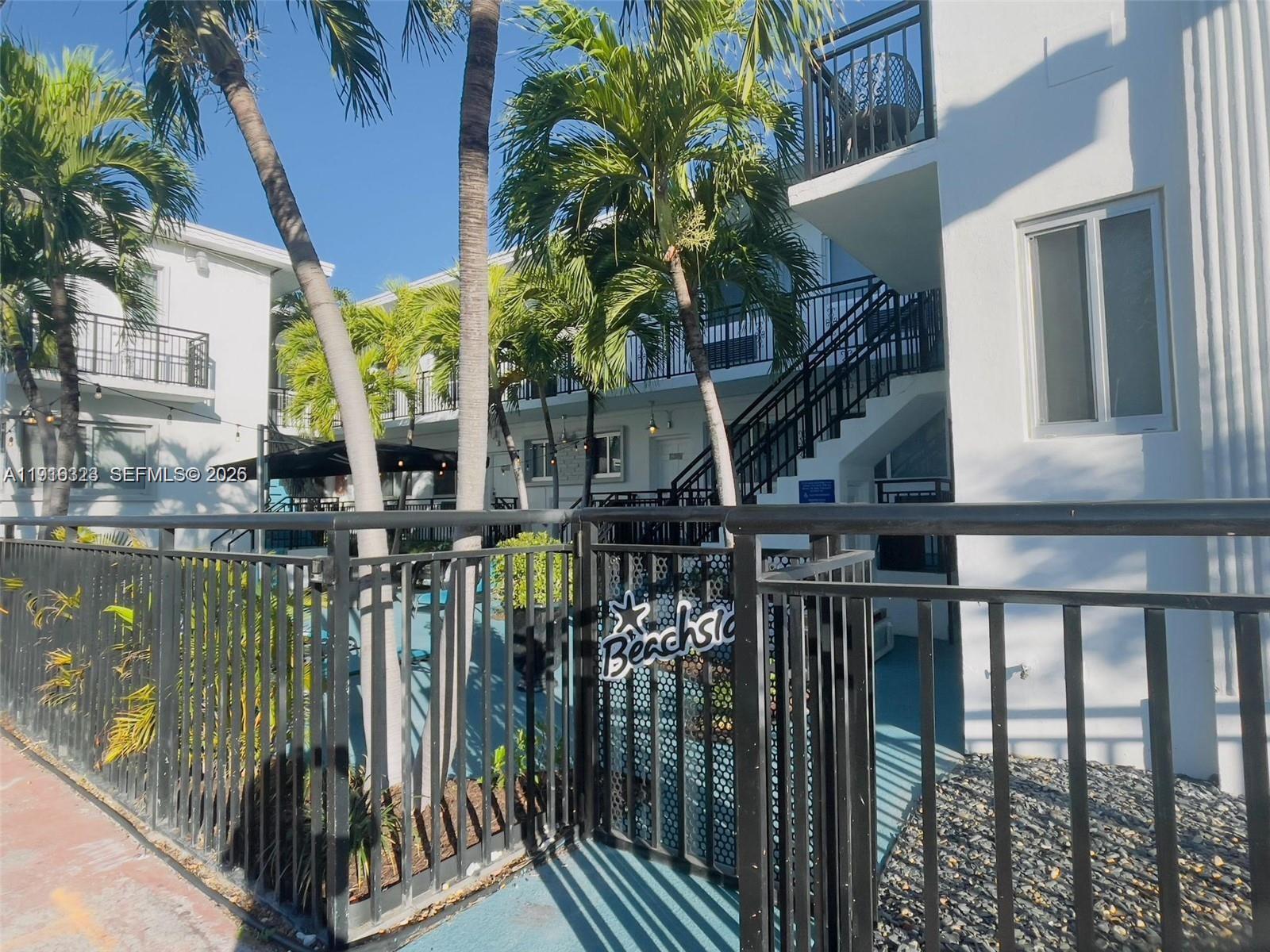 8100 Harding Avenue, Unit 513 Miami Beach, FL 33141 - Photo 5 of 19