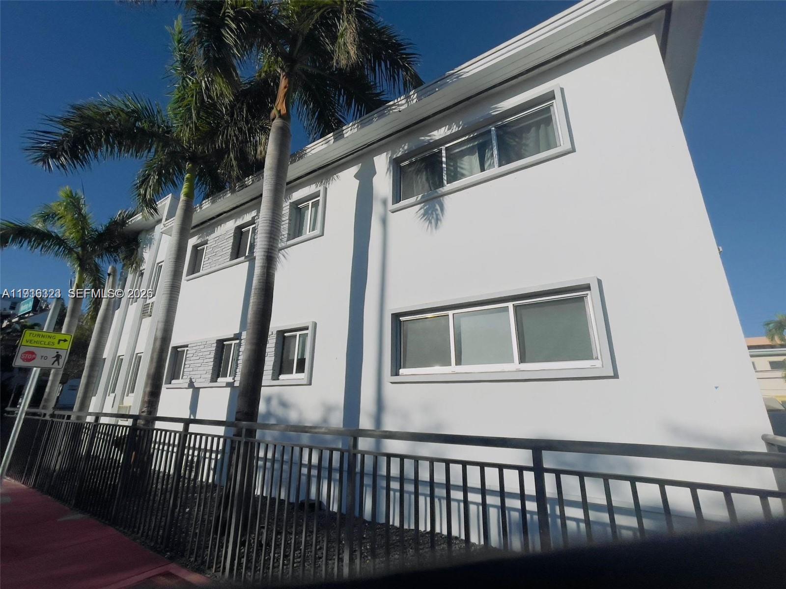 8100 Harding Avenue, Unit 513 Miami Beach, FL 33141 - Photo 10 of 19