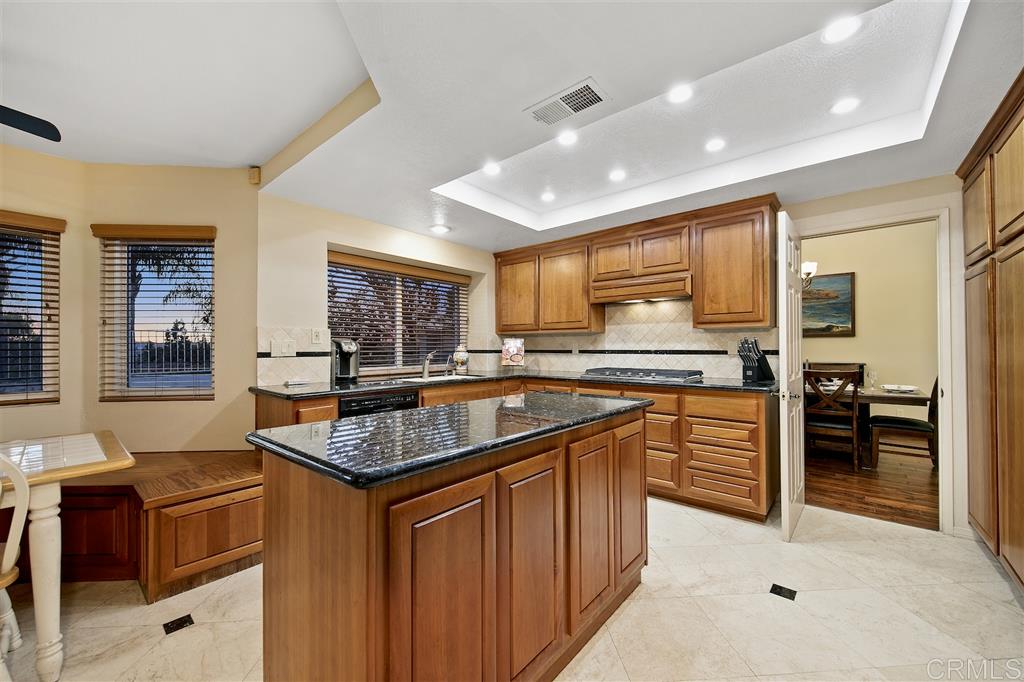 3 Precipice Laguna Niguel, CA 92677 - Photo 9 of 25