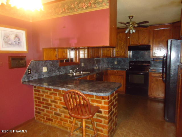 1214 Quarter Pole Road Rayne, LA 70578 - Photo 10 of 17 Kitchen